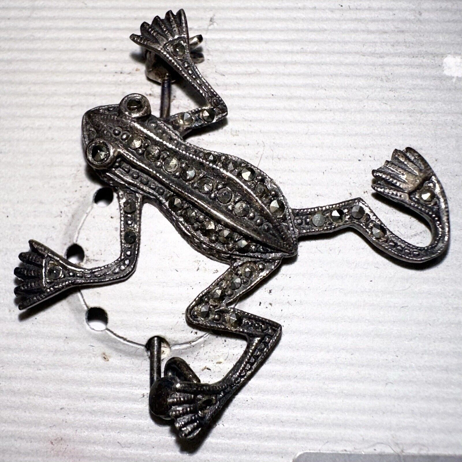 Vintage Sterling Silver Marcasite Leaping Frog Pin Brooch Black Onyx Eyes